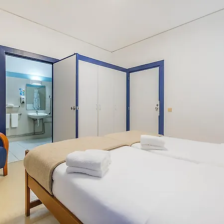 Hi - De Juventude Hostel *