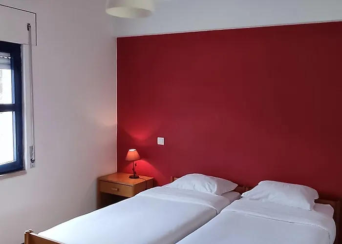 Hi - De Juventude Hostel *